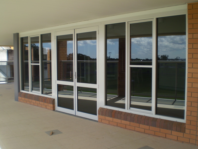 Window-Wall-Commercial-AMIA-Coffs-Harbour-1